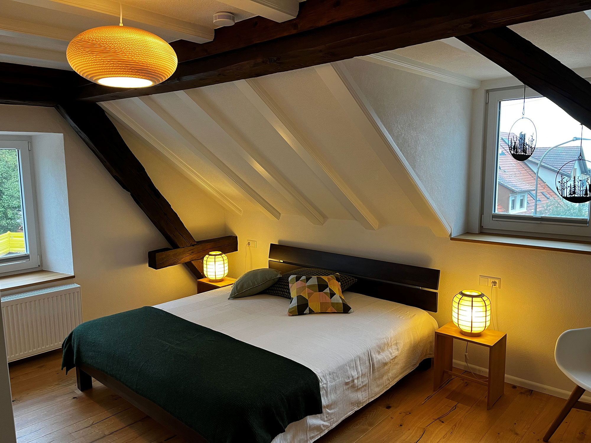 Schlafzimmer- Impressionen der Ferienwohnung, vom Quellenhof und der Umgebung von Murg Oberhof bei Laufenburg.